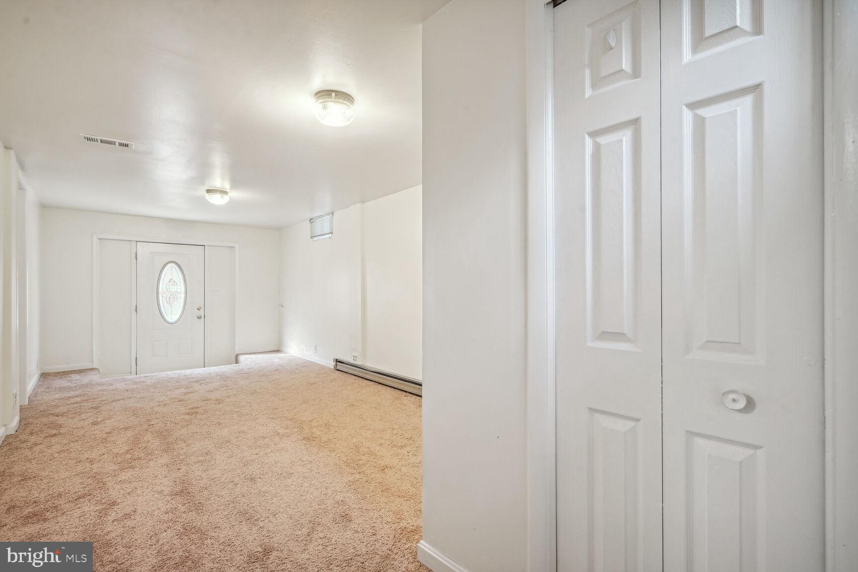 GREEN VALLEY - Residential Lease