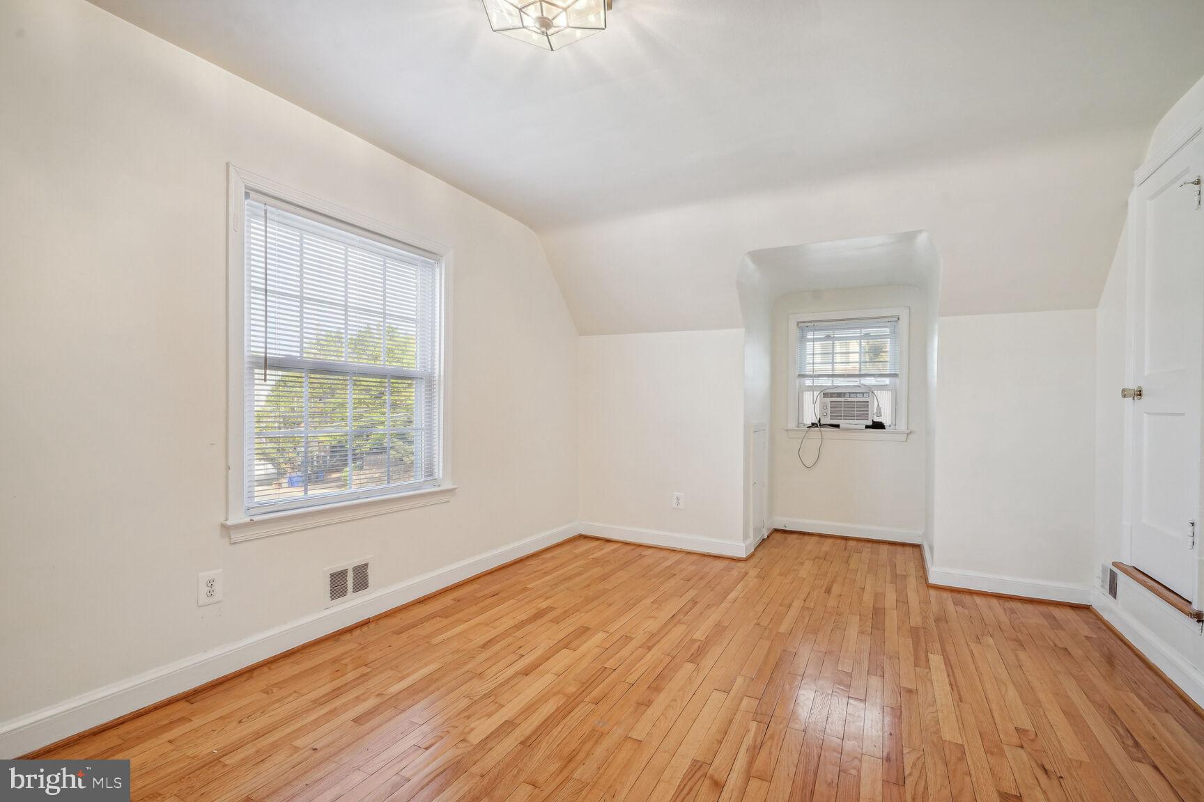 GREEN VALLEY - Residential Lease