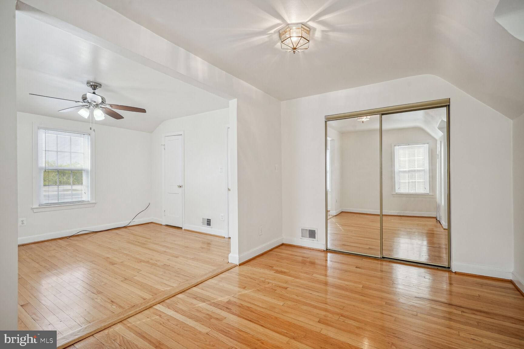 GREEN VALLEY - Residential Lease