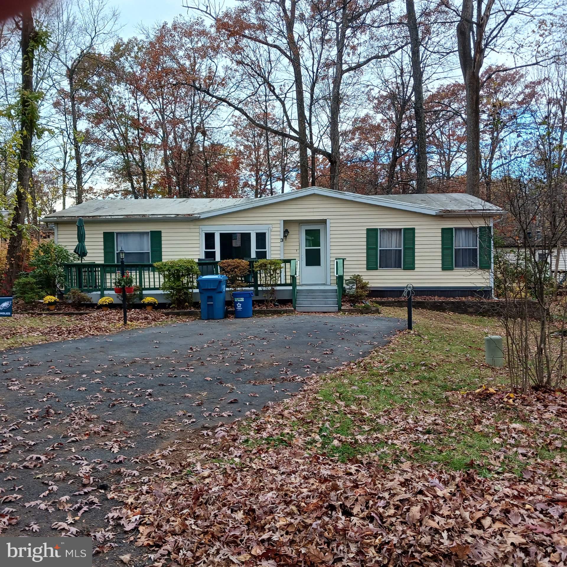 MELODYLAKESCNTRYCLUB - Residential