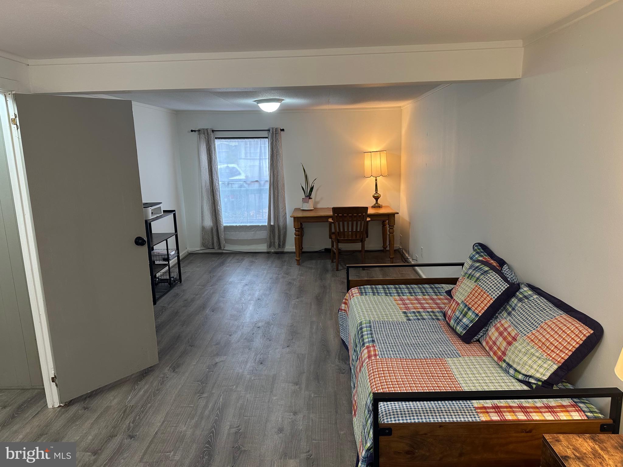 MELODYLAKESCNTRYCLUB - Residential