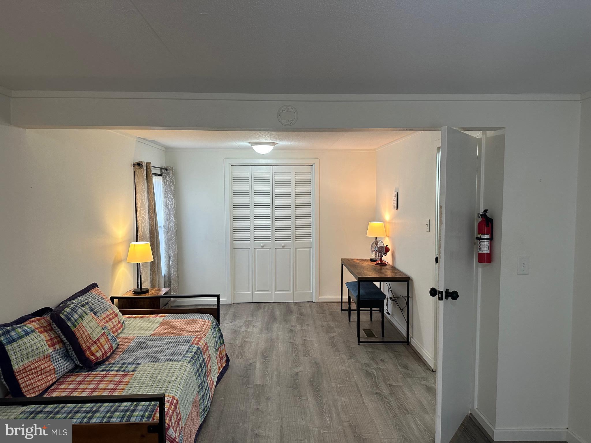 MELODYLAKESCNTRYCLUB - Residential