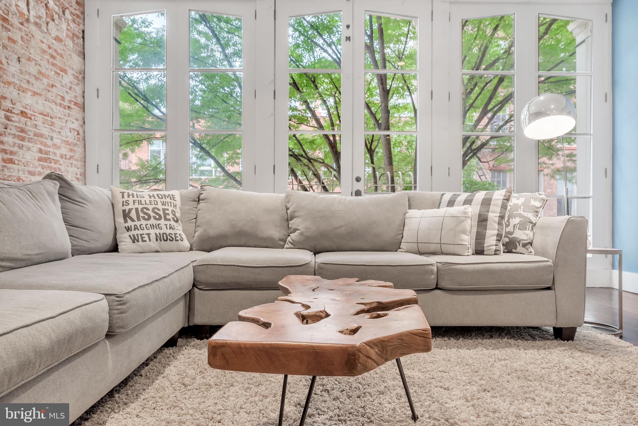 OLD CITY - Residential Lease