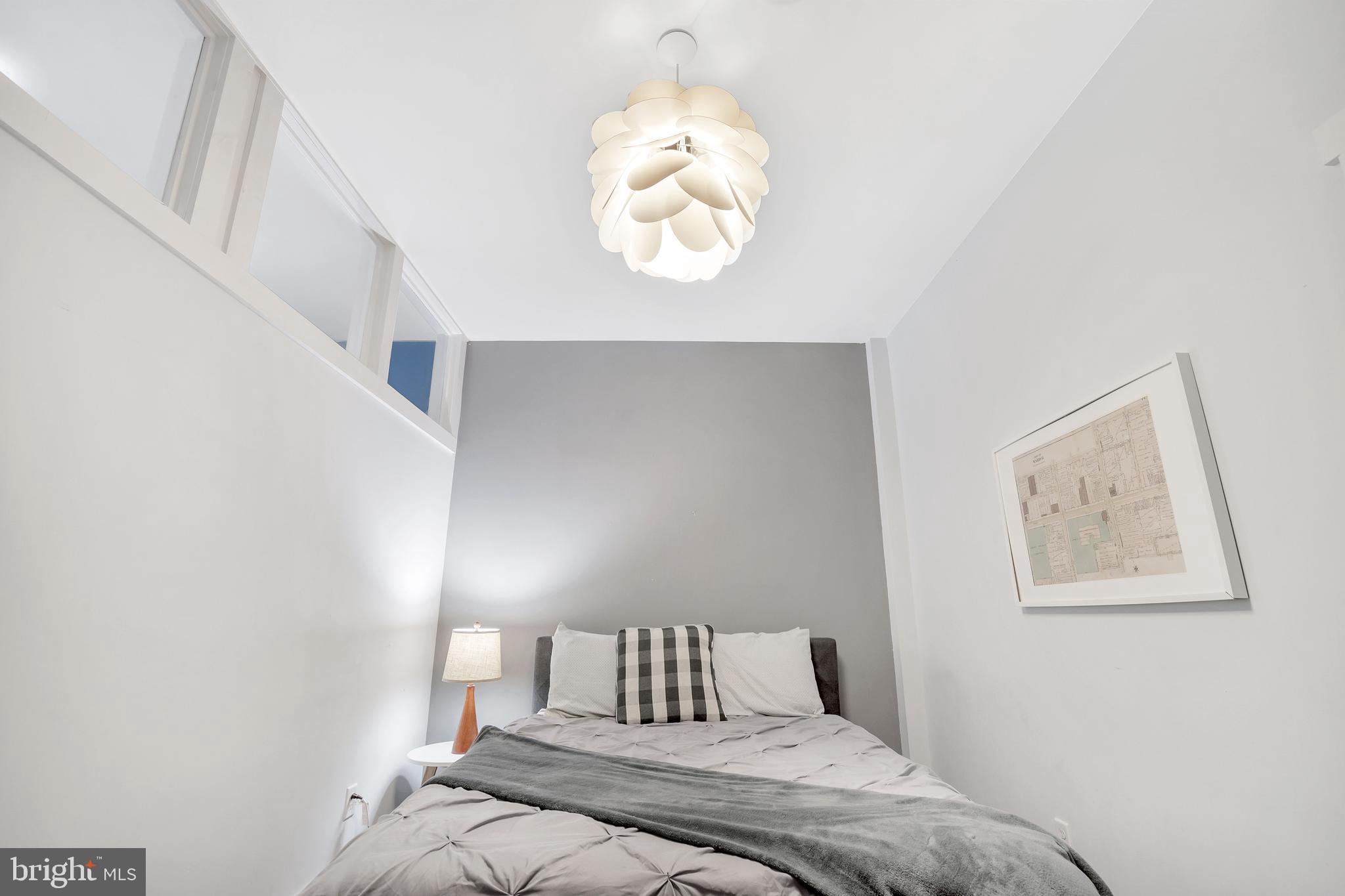 OLD CITY - Residential Lease