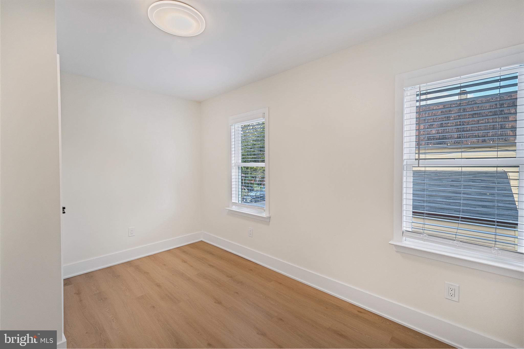 NON AVAILABLE - Residential