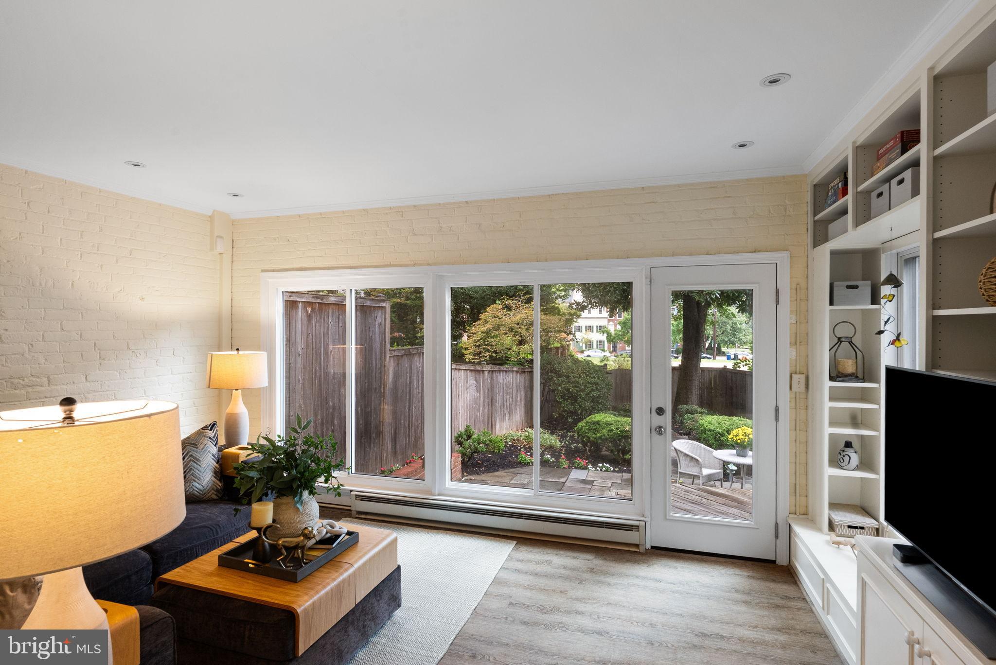 OLD TOWN - Residential