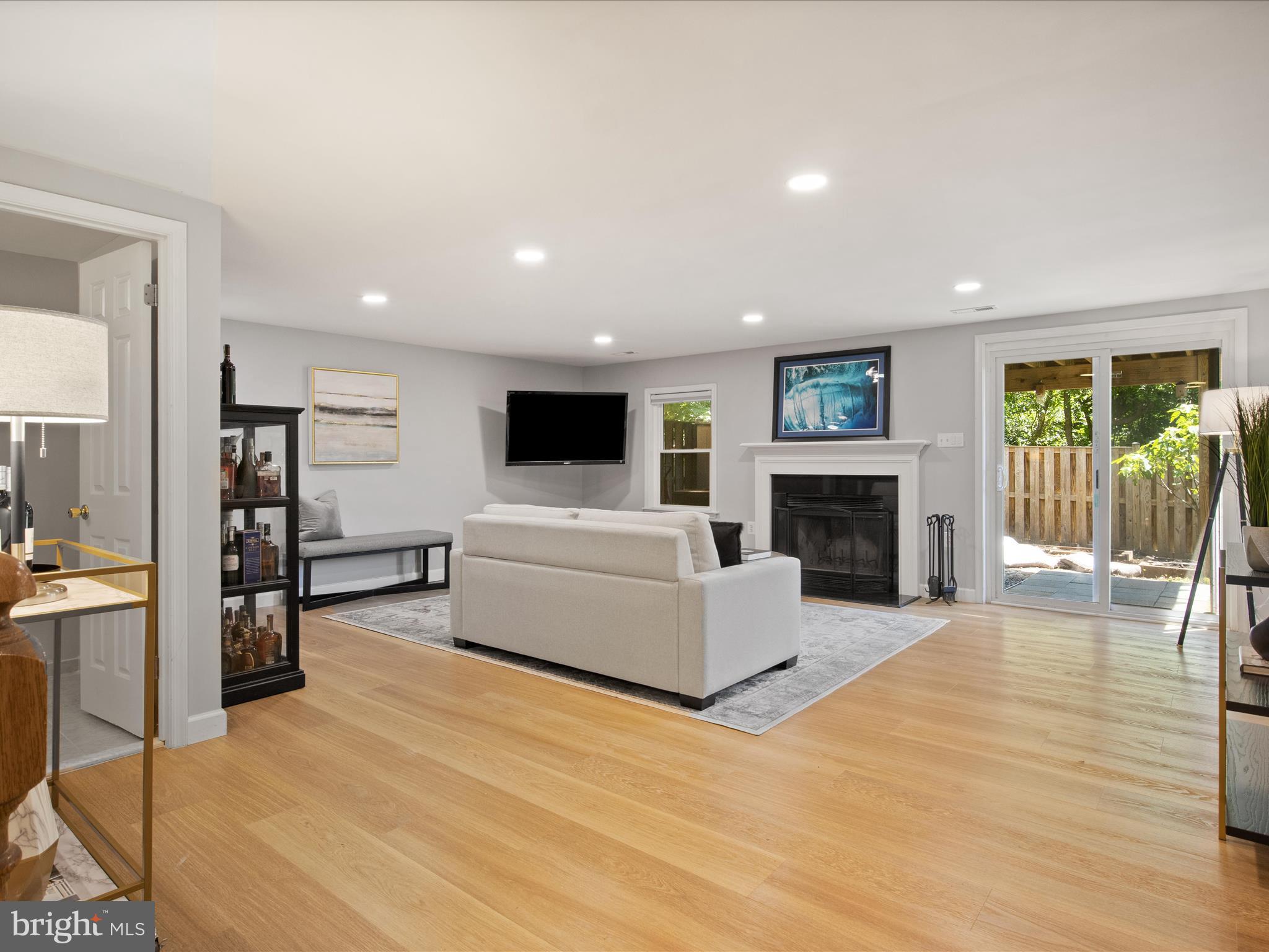 SULLY STATION - Residential