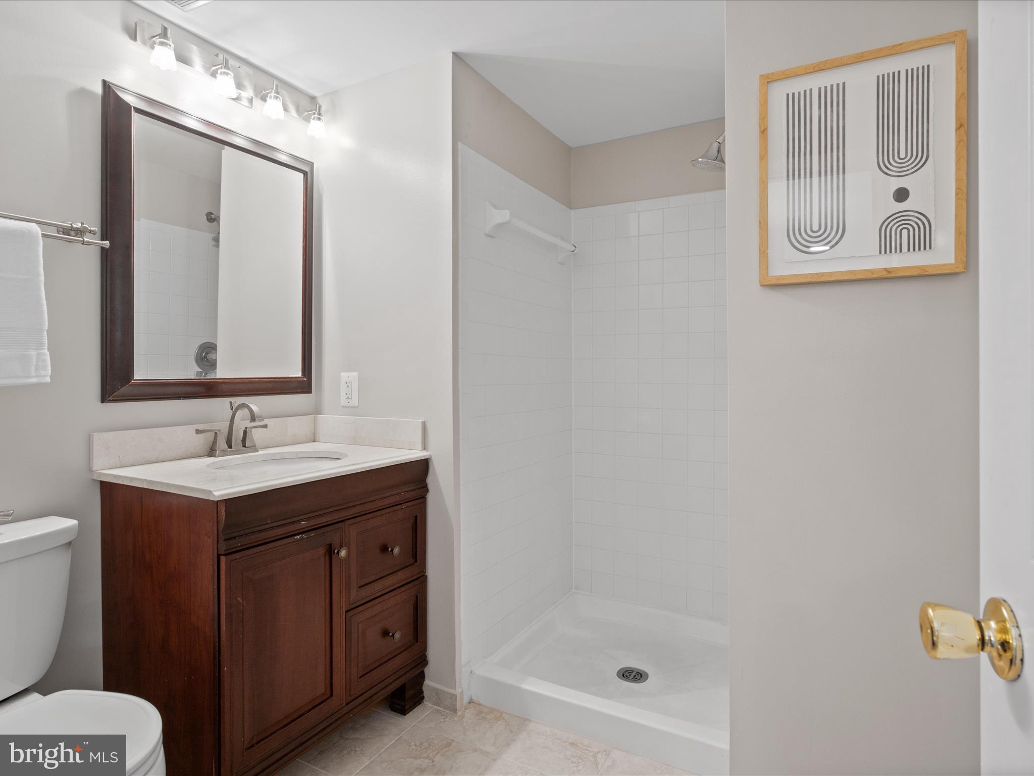 SULLY STATION - Residential