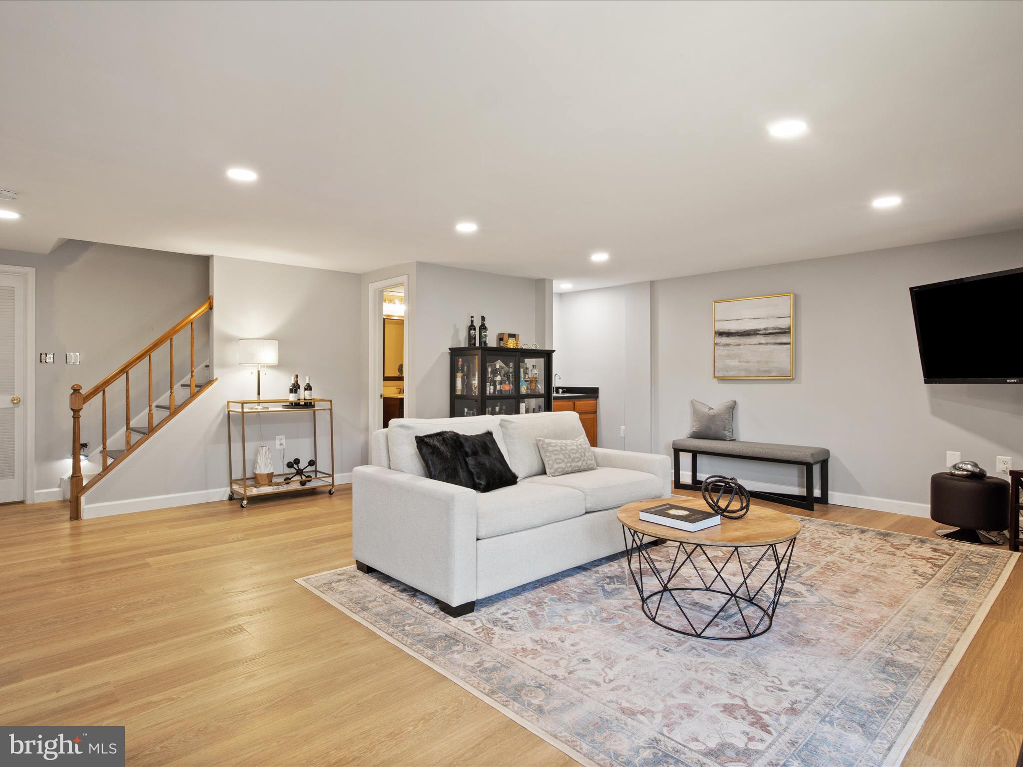 SULLY STATION - Residential