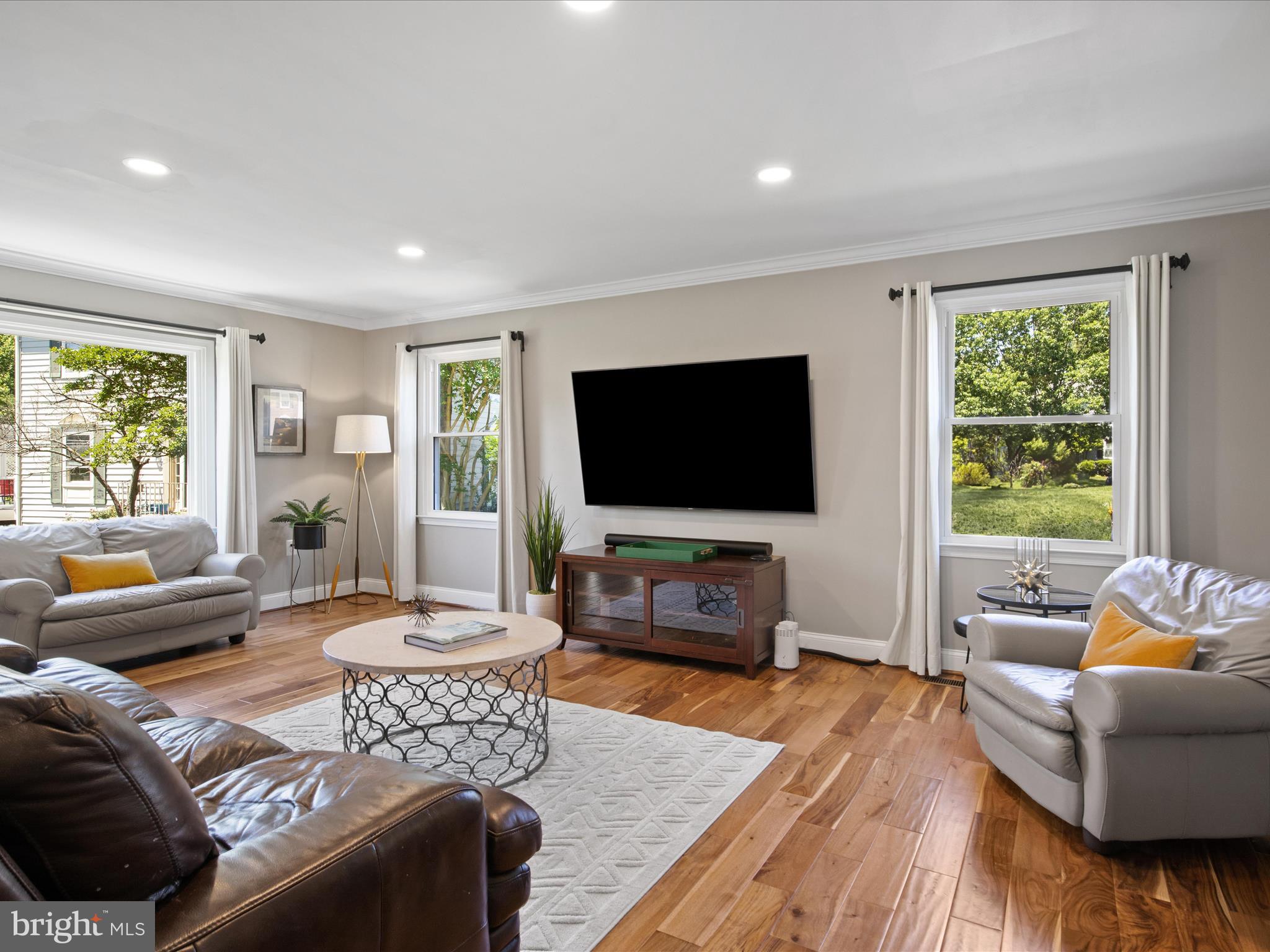 SULLY STATION - Residential