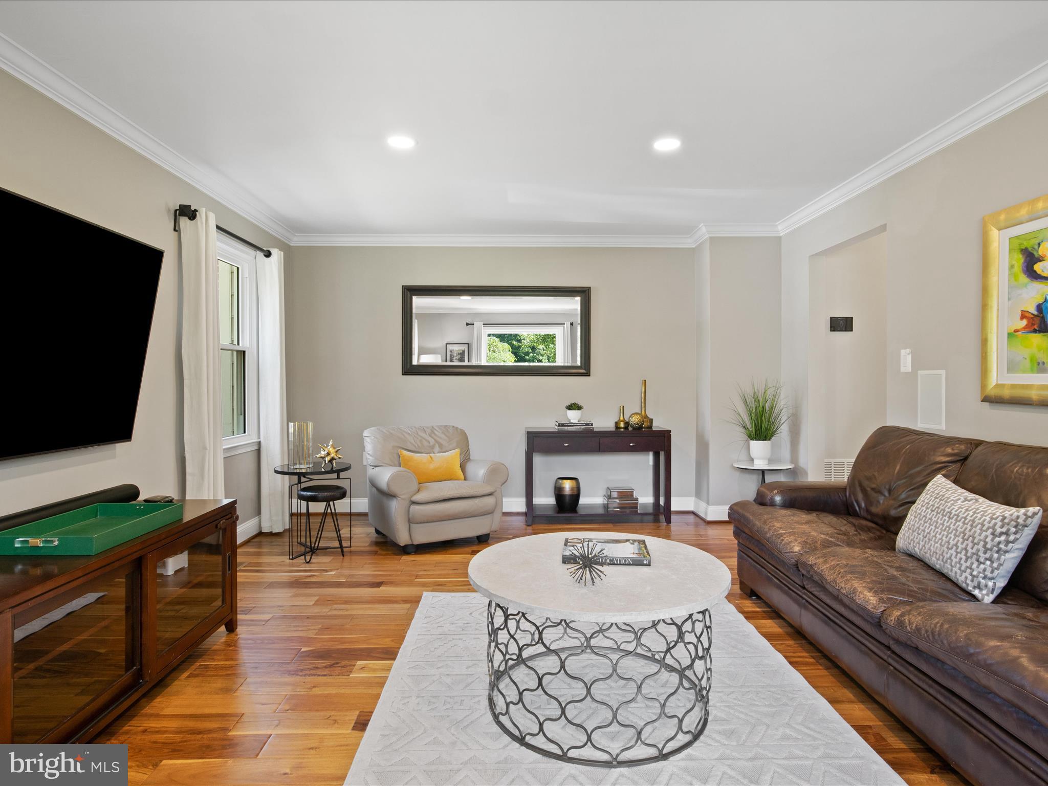 SULLY STATION - Residential