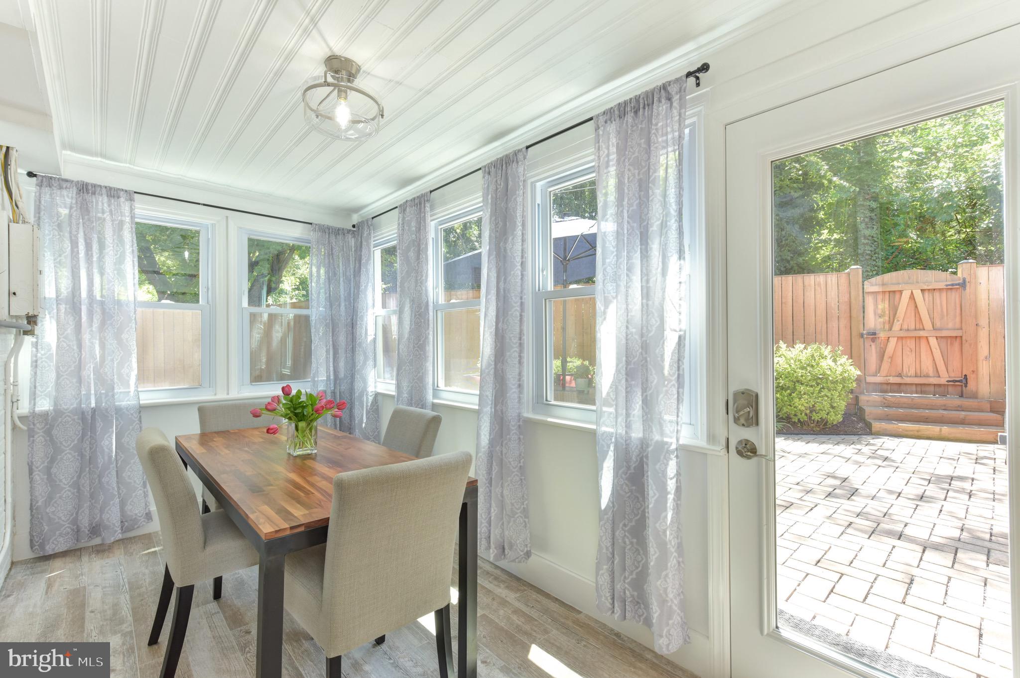 ROSEMONT - Residential