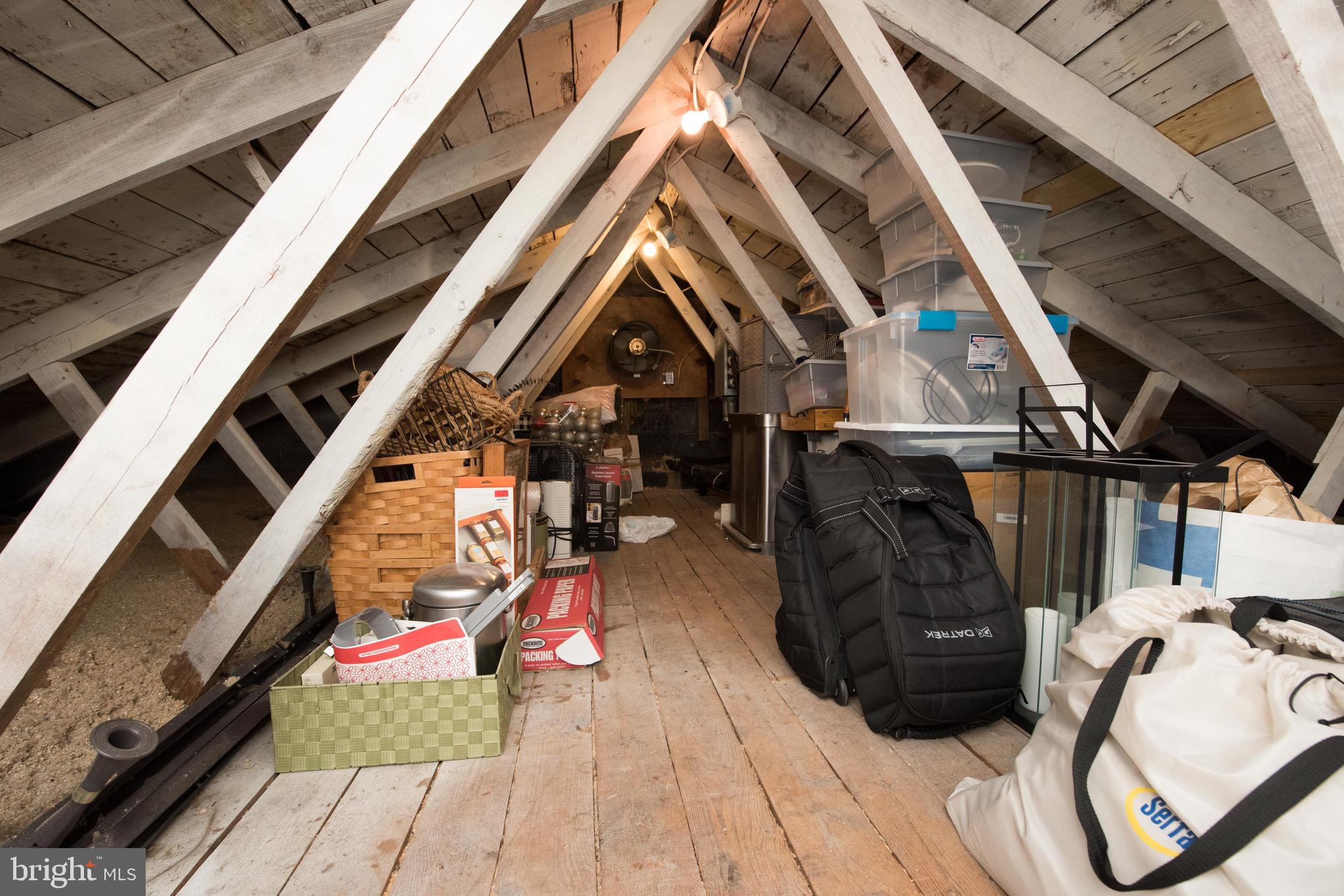 ROSEMONT - Residential