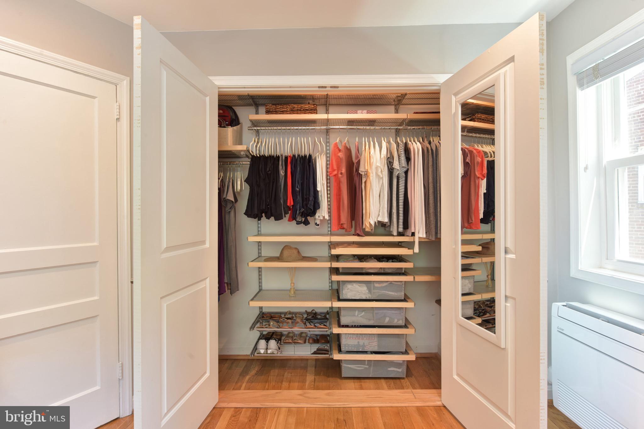 ROSEMONT - Residential