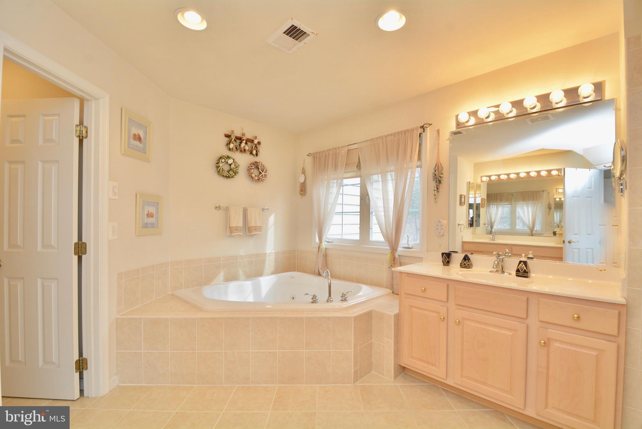 POWELLS LANDING - Residential