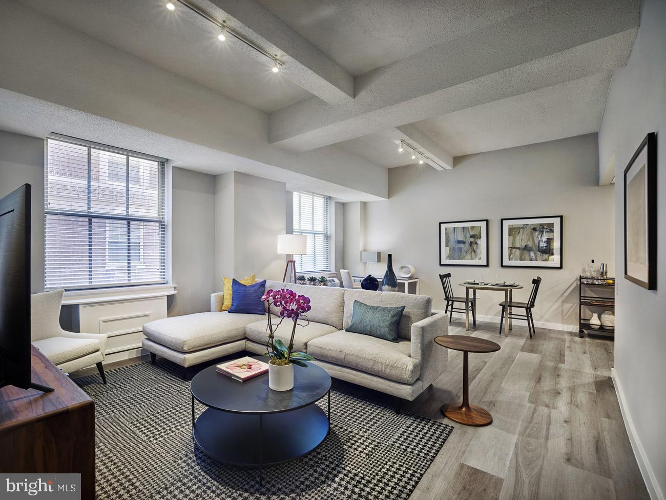 WASHINGTON SQ - Residential Lease
