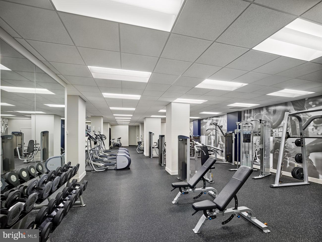 WASHINGTON SQ - Residential Lease