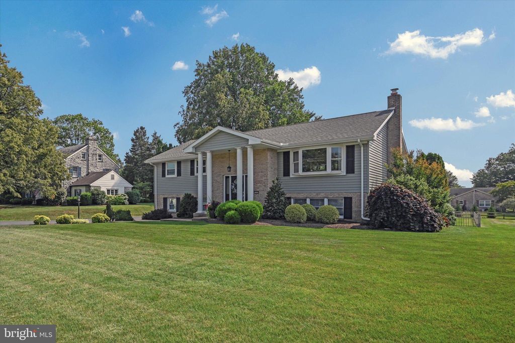 Photo of 1202 W MAIN ST, EPHRATA, PA 17522 (MLS # PALA2038262)