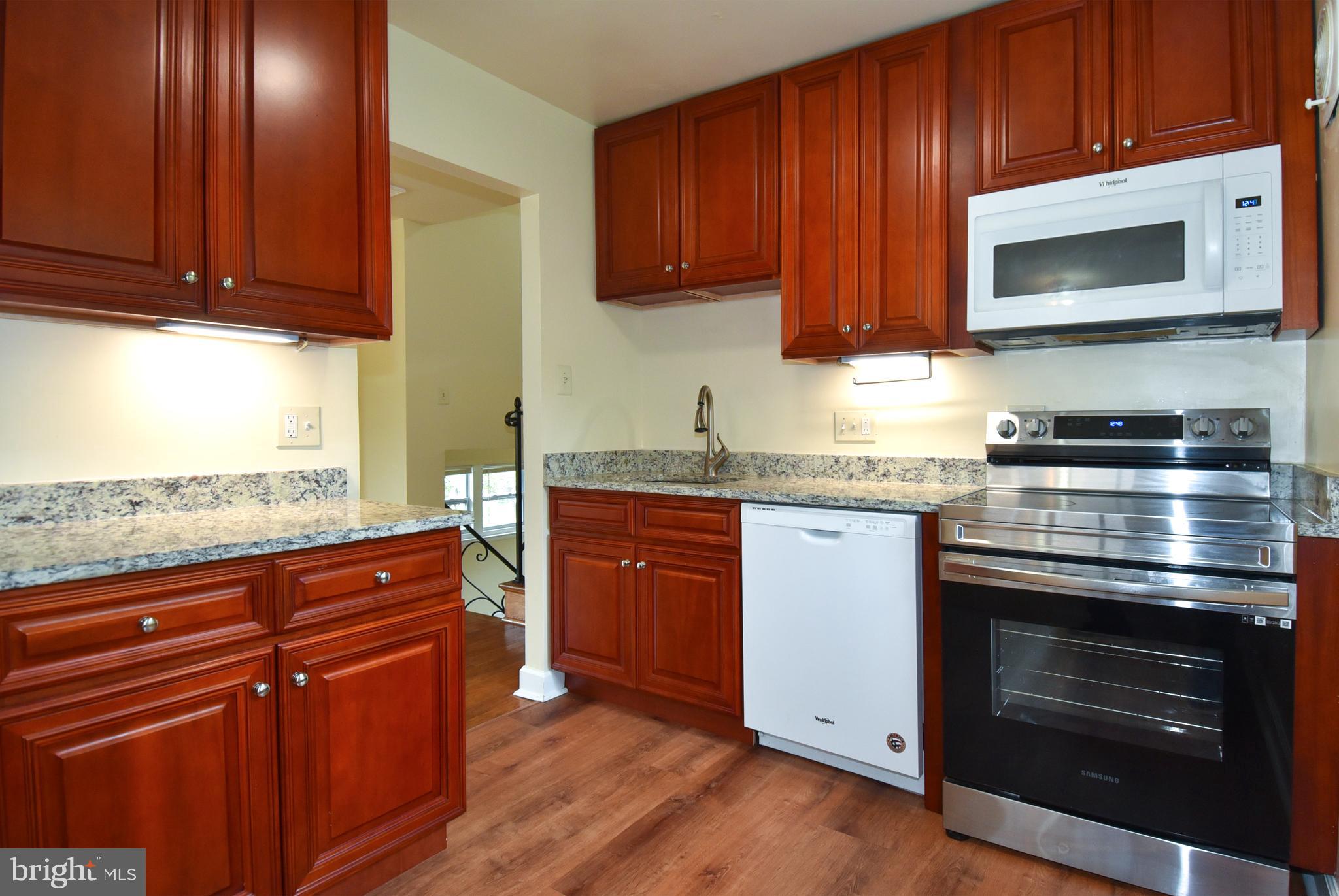 FOREST ESTATES - Residential Lease