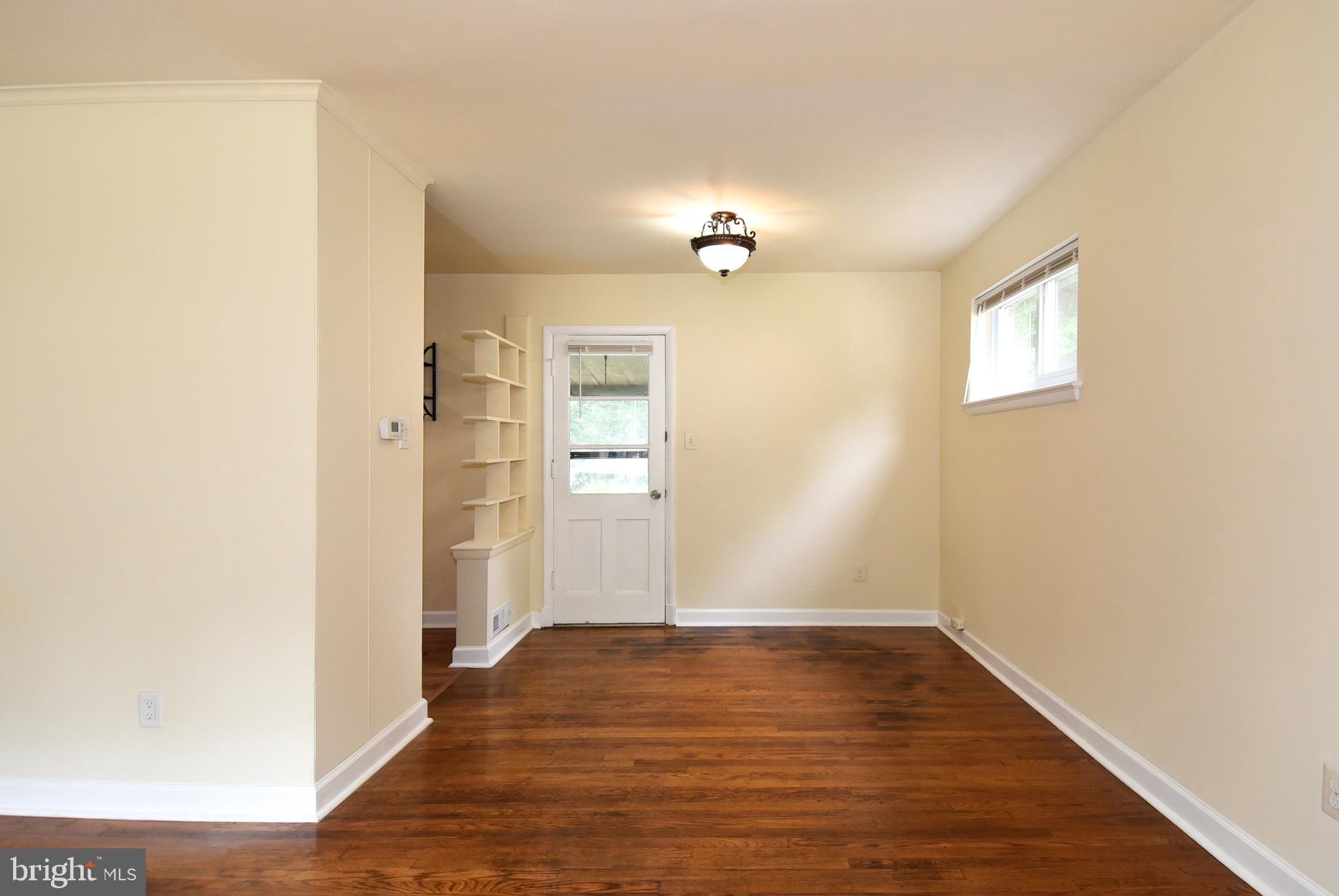 FOREST ESTATES - Residential Lease