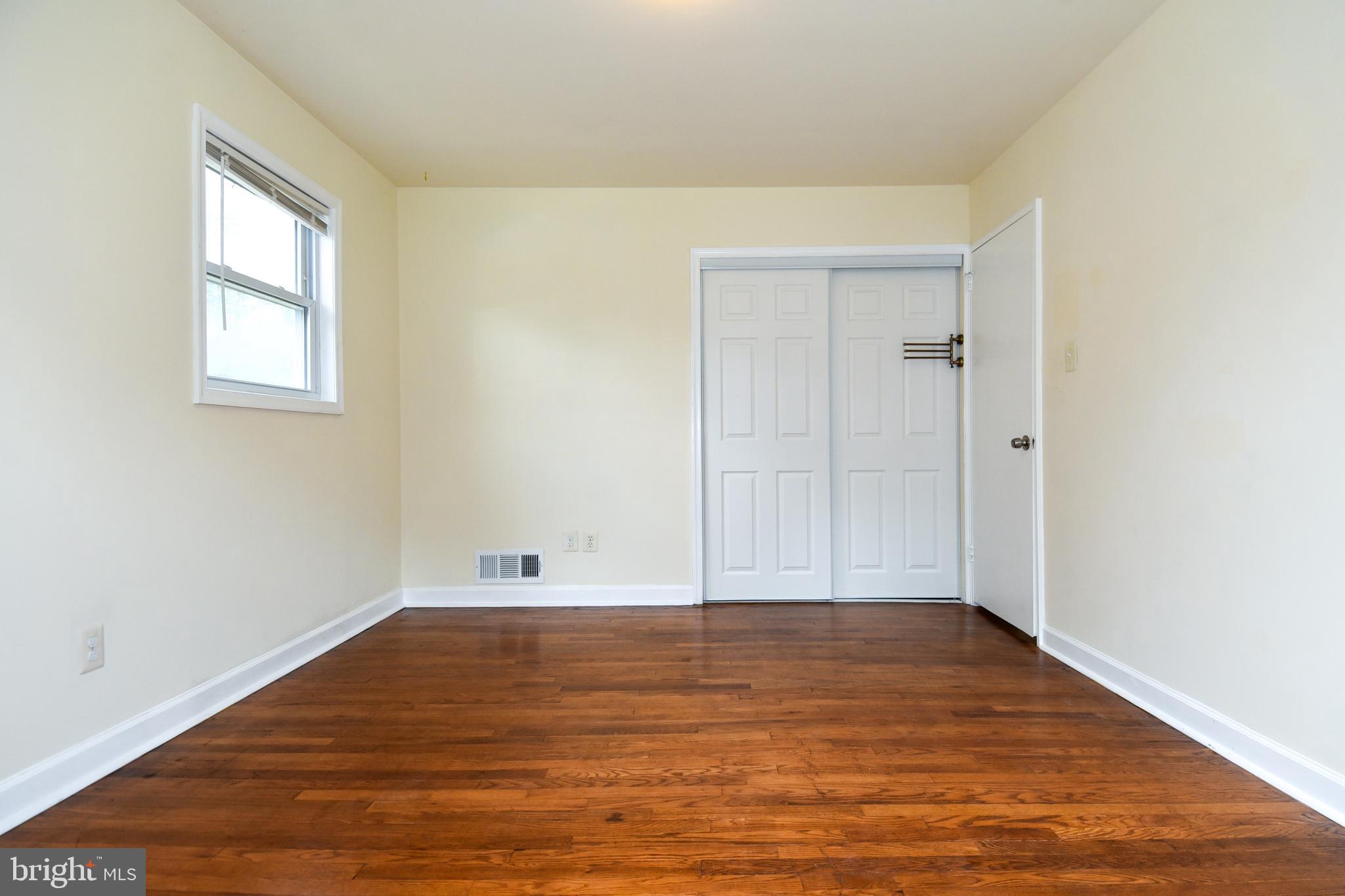 FOREST ESTATES - Residential Lease