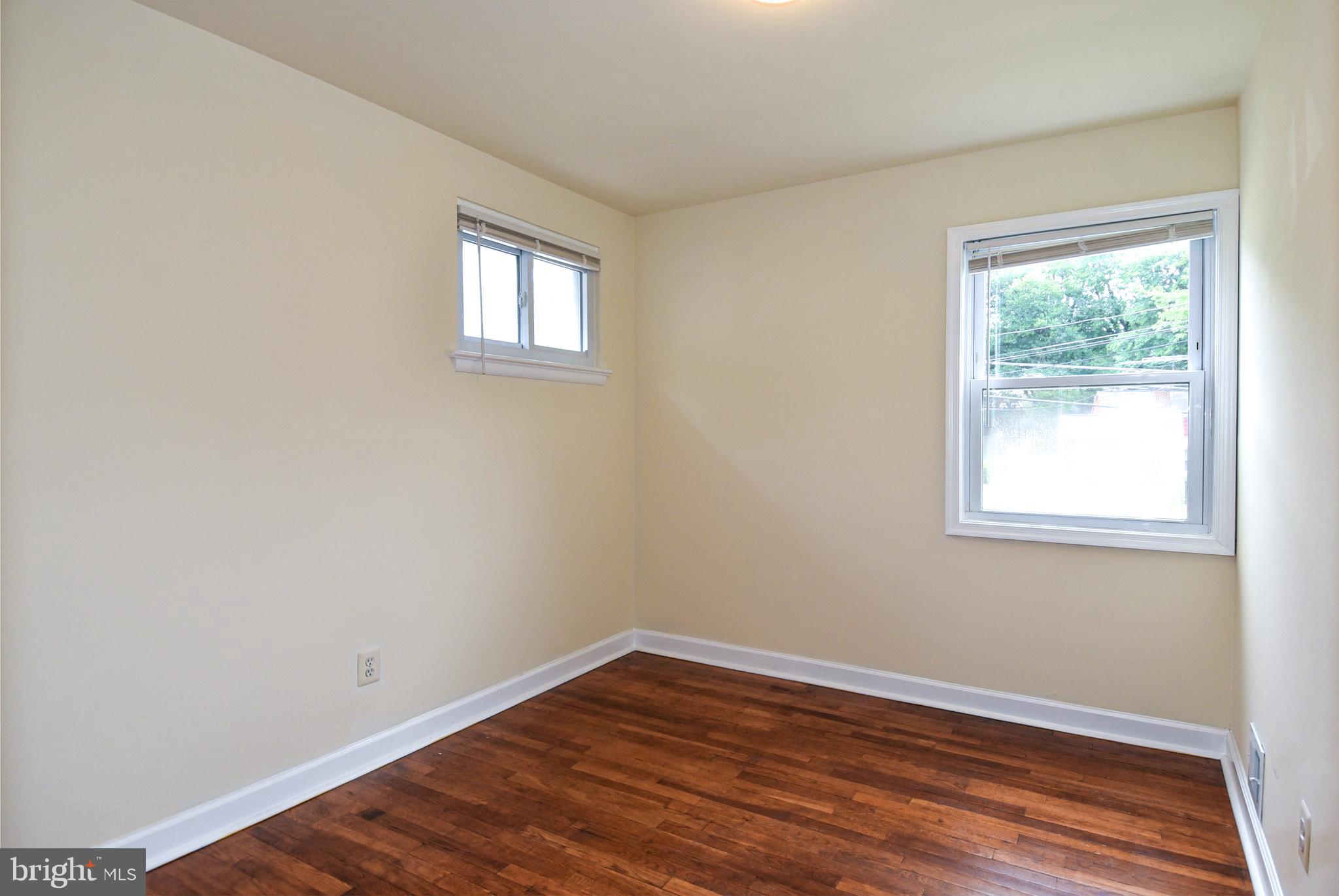 FOREST ESTATES - Residential Lease