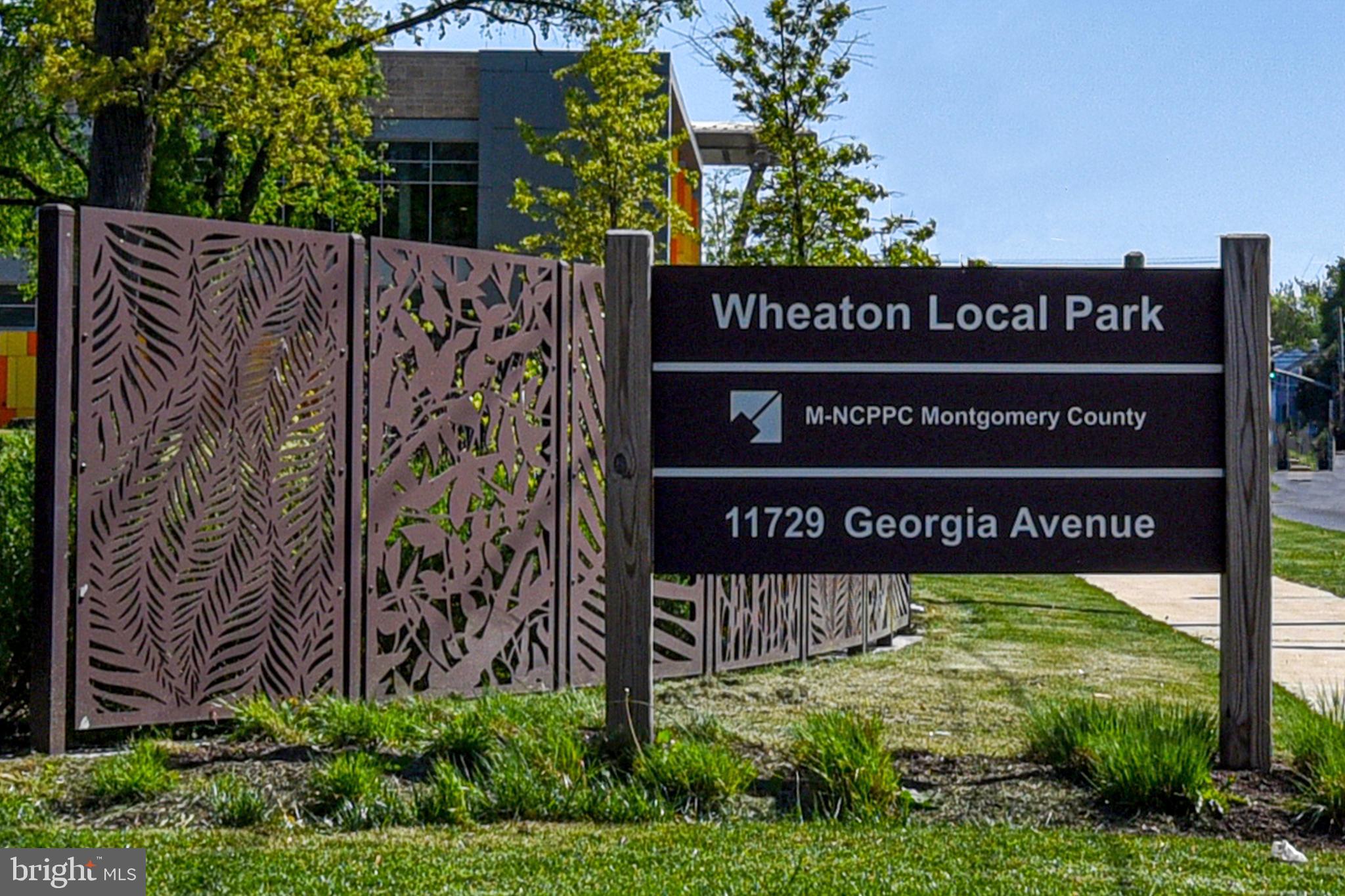 FOREST ESTATES - Residential Lease