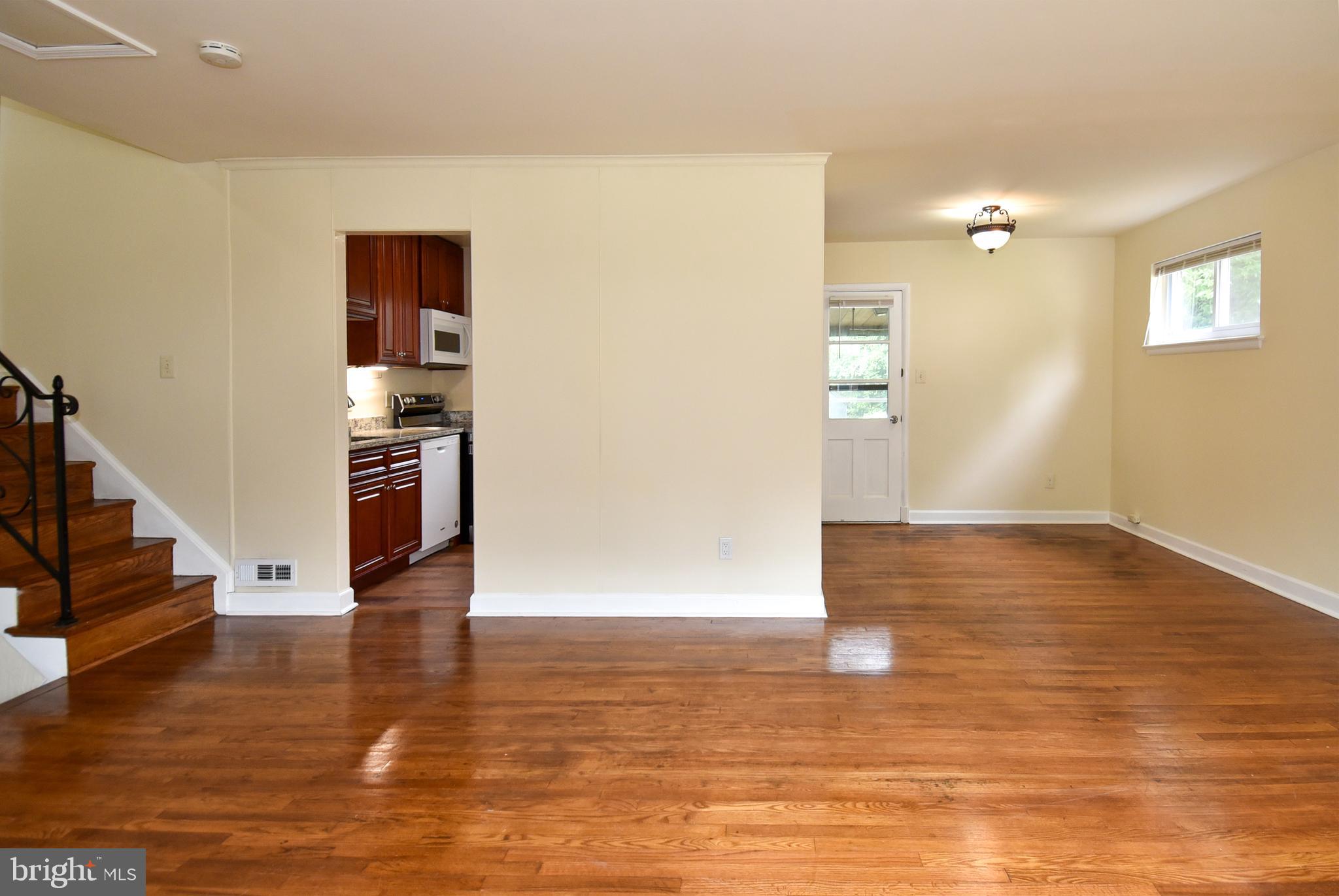 FOREST ESTATES - Residential Lease