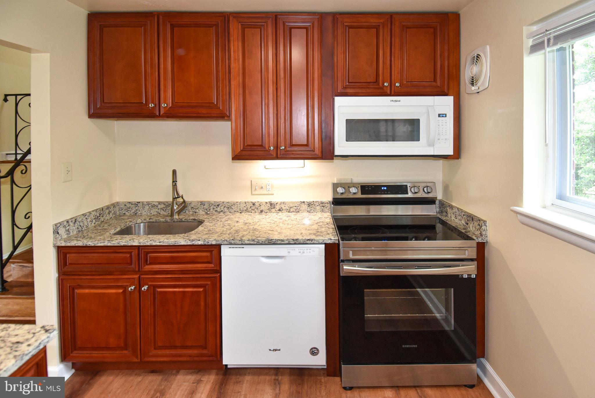 FOREST ESTATES - Residential Lease