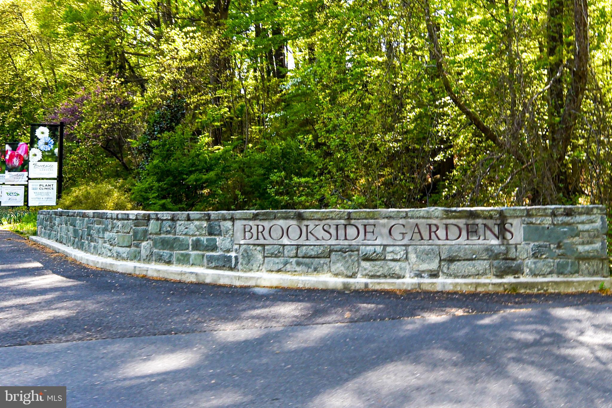 FOREST ESTATES - Residential Lease