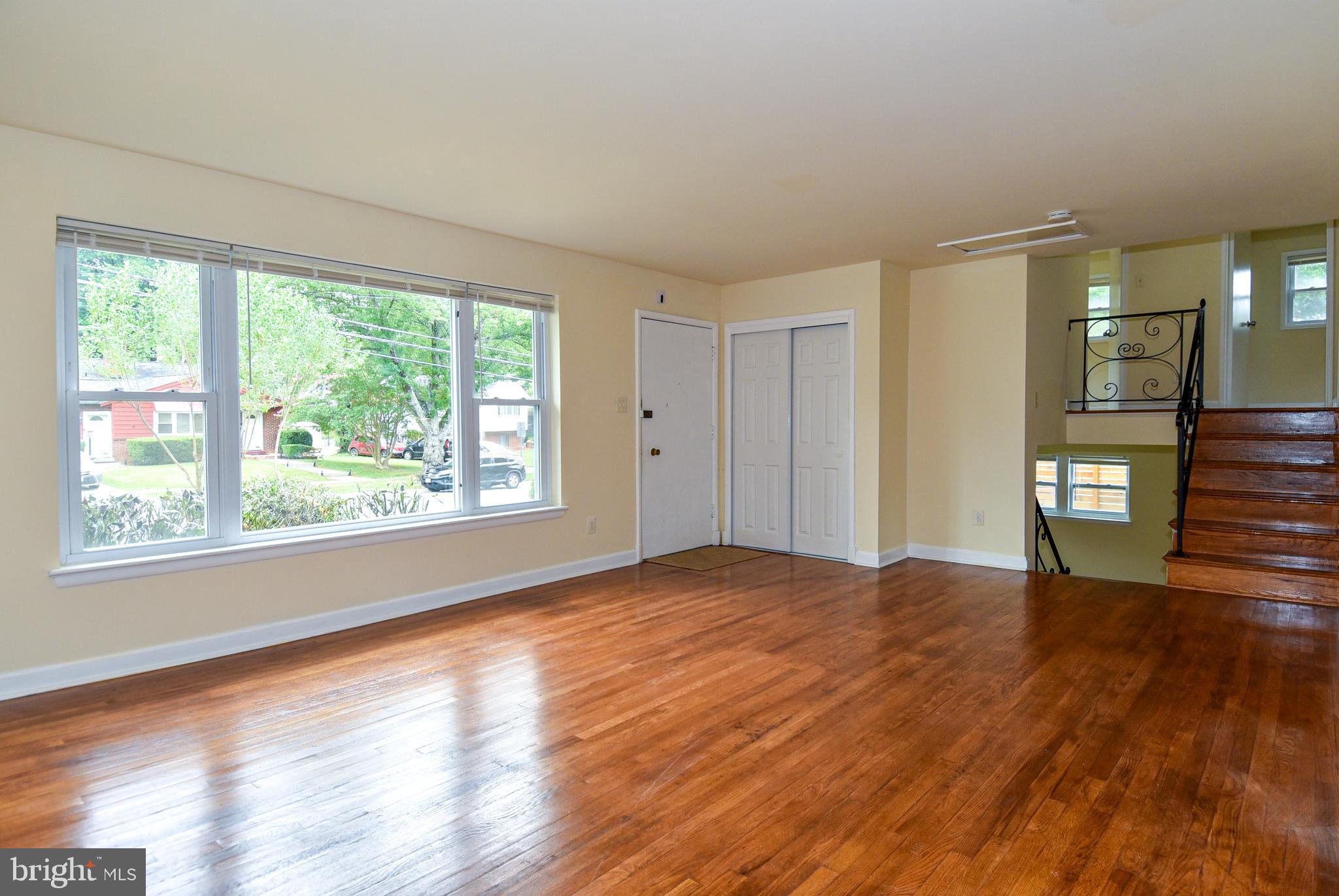 FOREST ESTATES - Residential Lease