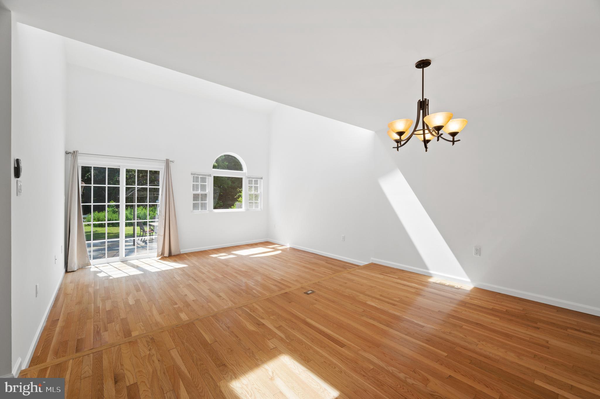 POTOMAC RIDGE - Residential