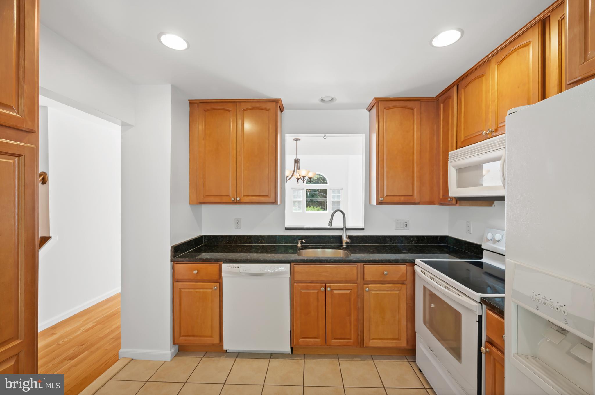 POTOMAC RIDGE - Residential