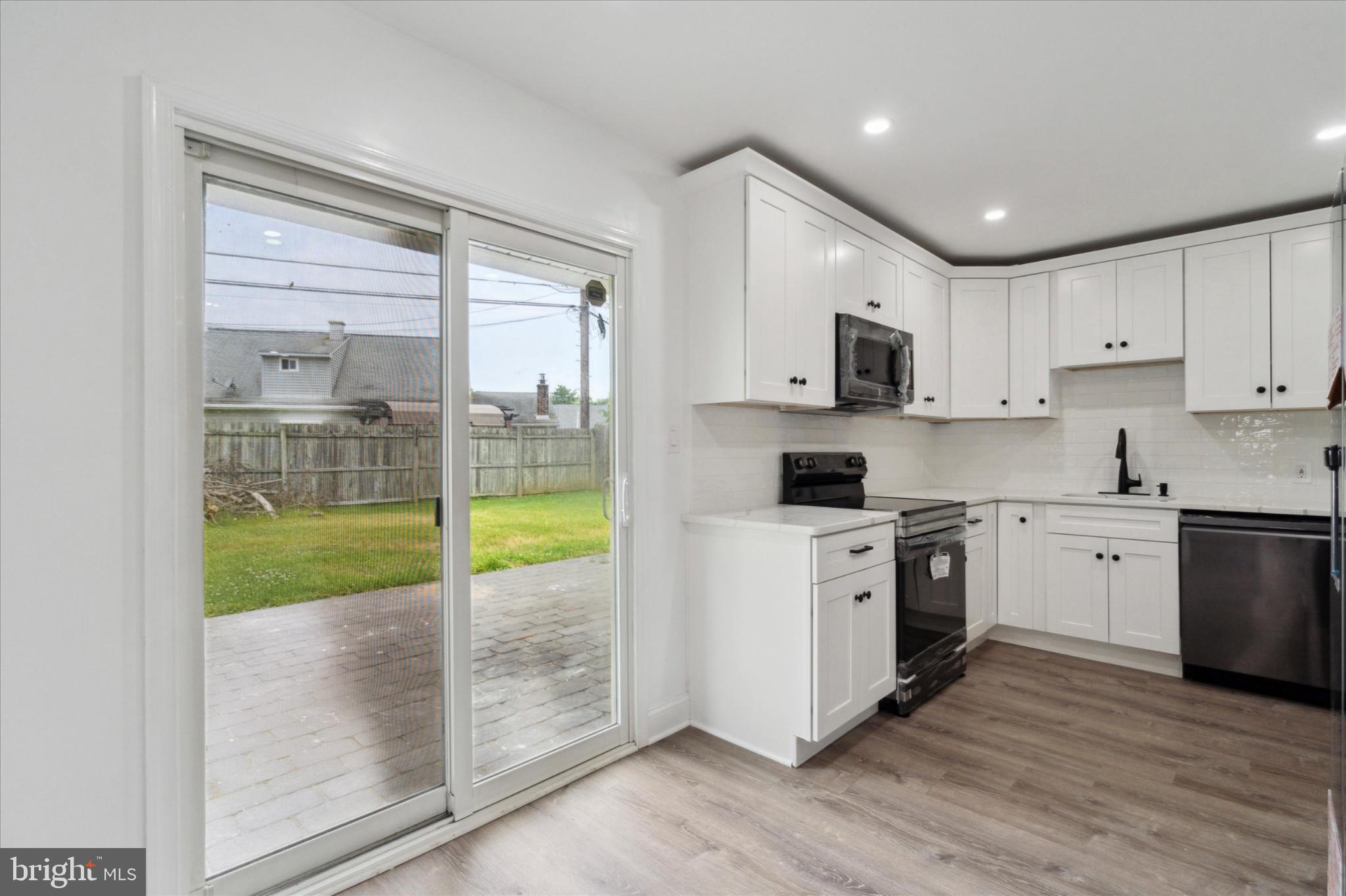 INDIAN CREEK - Residential