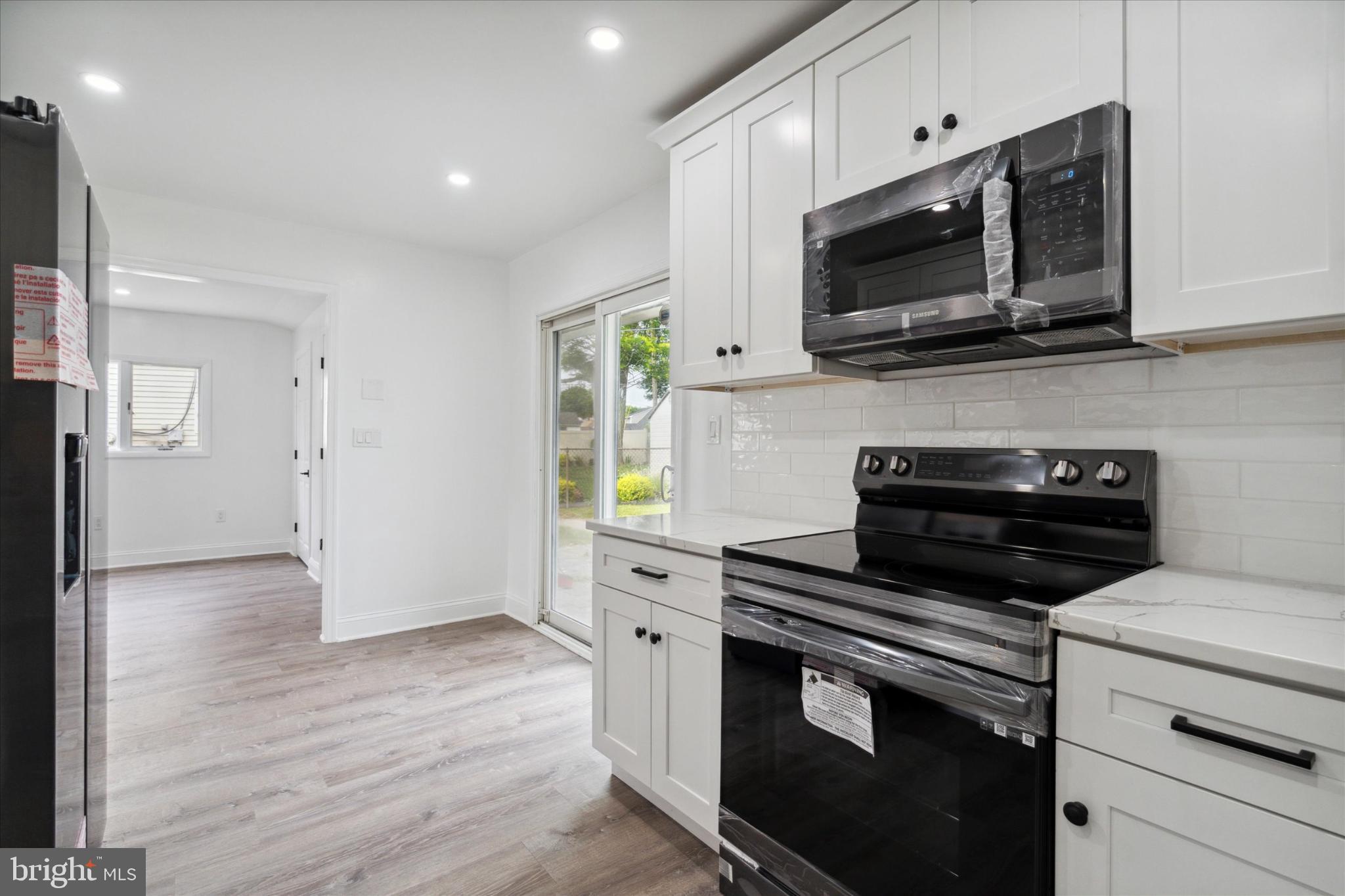 INDIAN CREEK - Residential