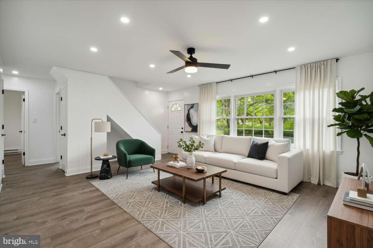 INDIAN CREEK - Residential