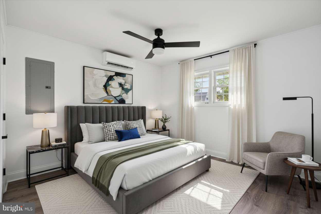 INDIAN CREEK - Residential