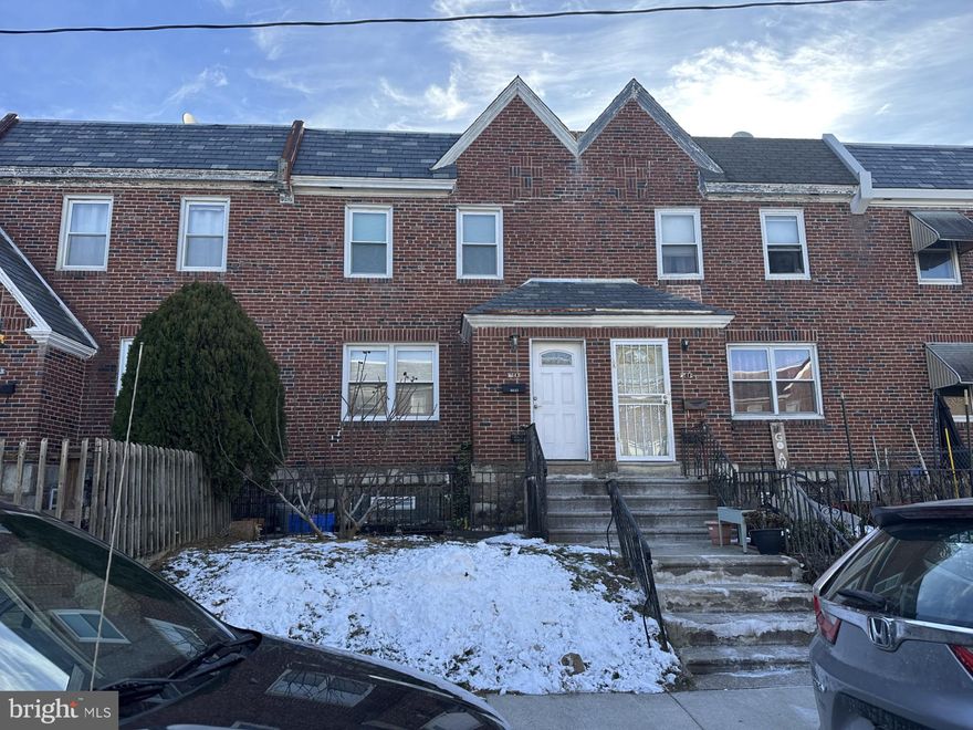 Great deal in the May fair neighborhood of Philadelphia. It is located at 6843 Oakland  St, Philadelphia, PA 19149, with 3 beds, 1.5 bath, and sits in a 1,260 sq ft. This property is owner occupy very maintained condition. Book your showing now!