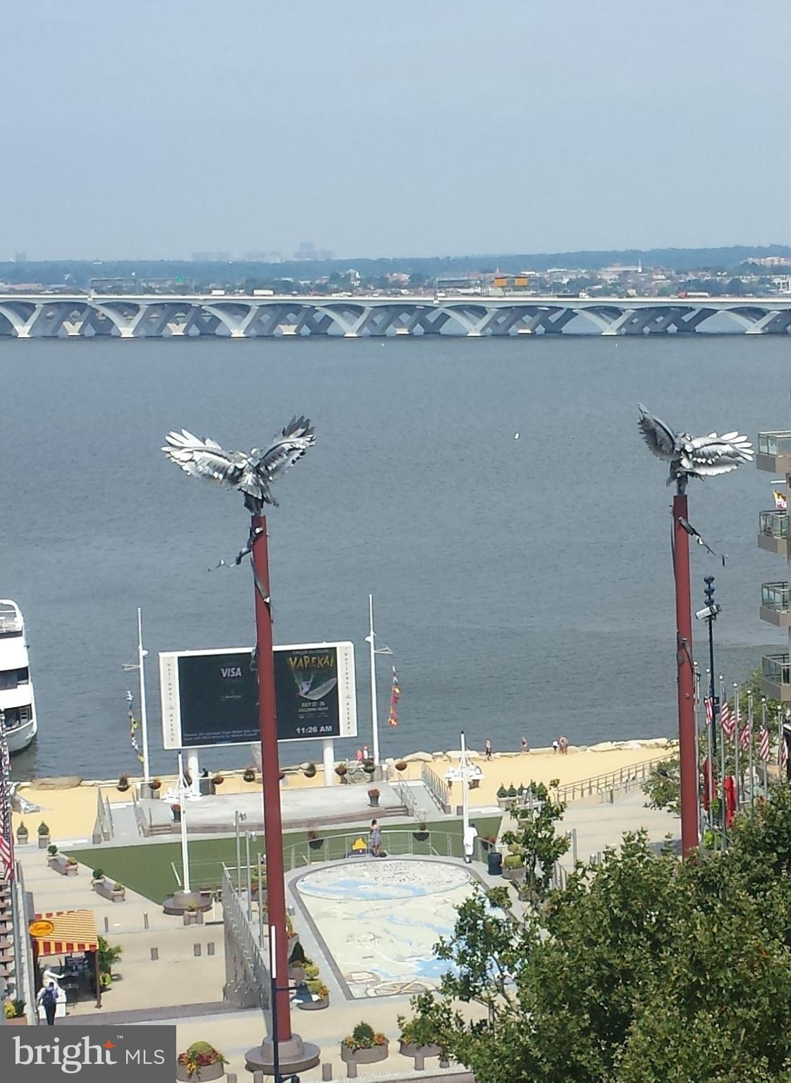 NATIONAL HARBOR - Residential