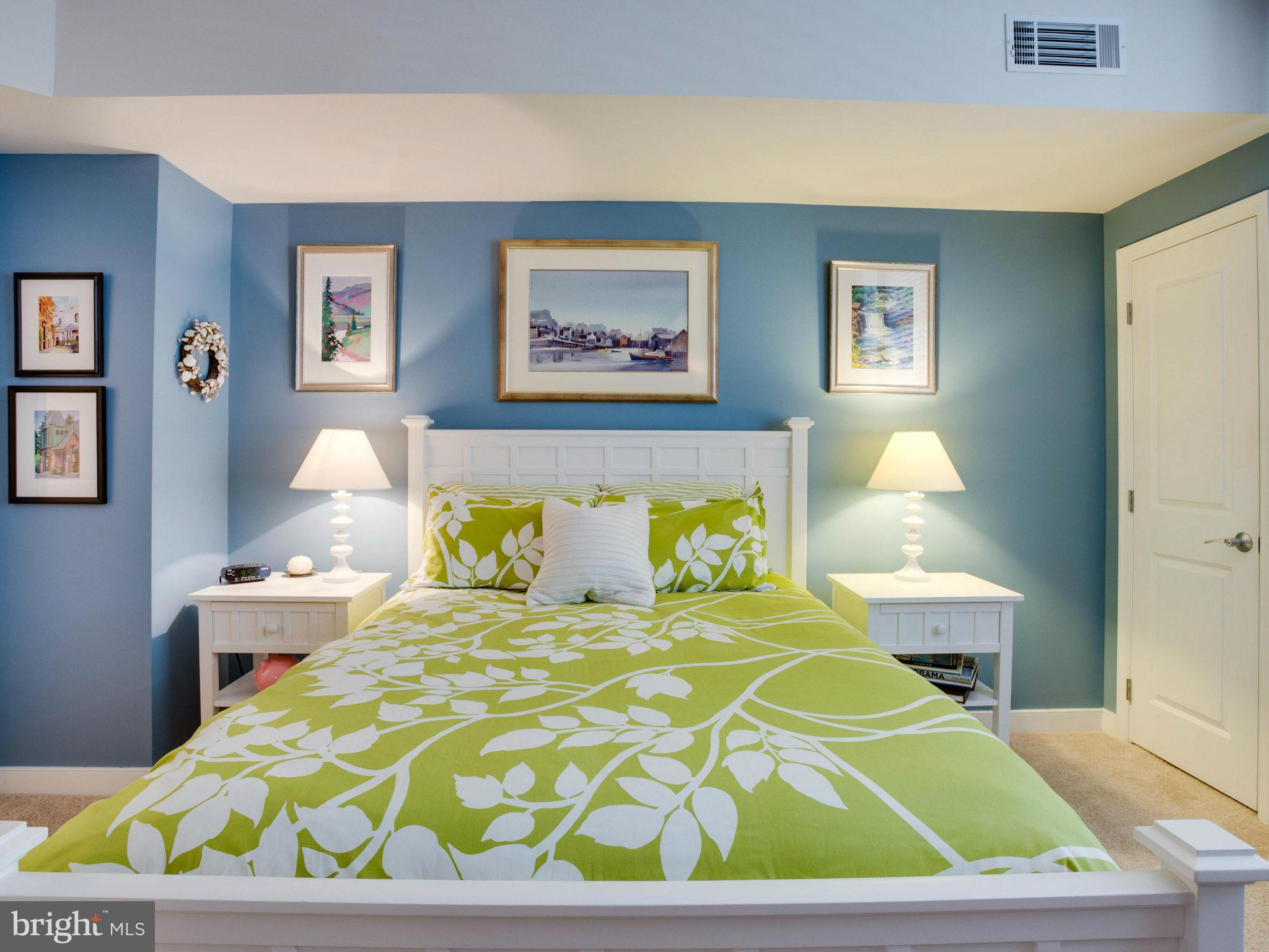 NATIONAL HARBOR - Residential