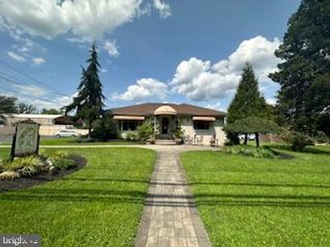 Photo of 75 Hartford Road, DELRAN, NJ 08075 (MLS # NJBL2103682)