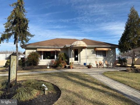 Photo of 75 Hartford Road, DELRAN, NJ 08075 (MLS # NJBL2103682)