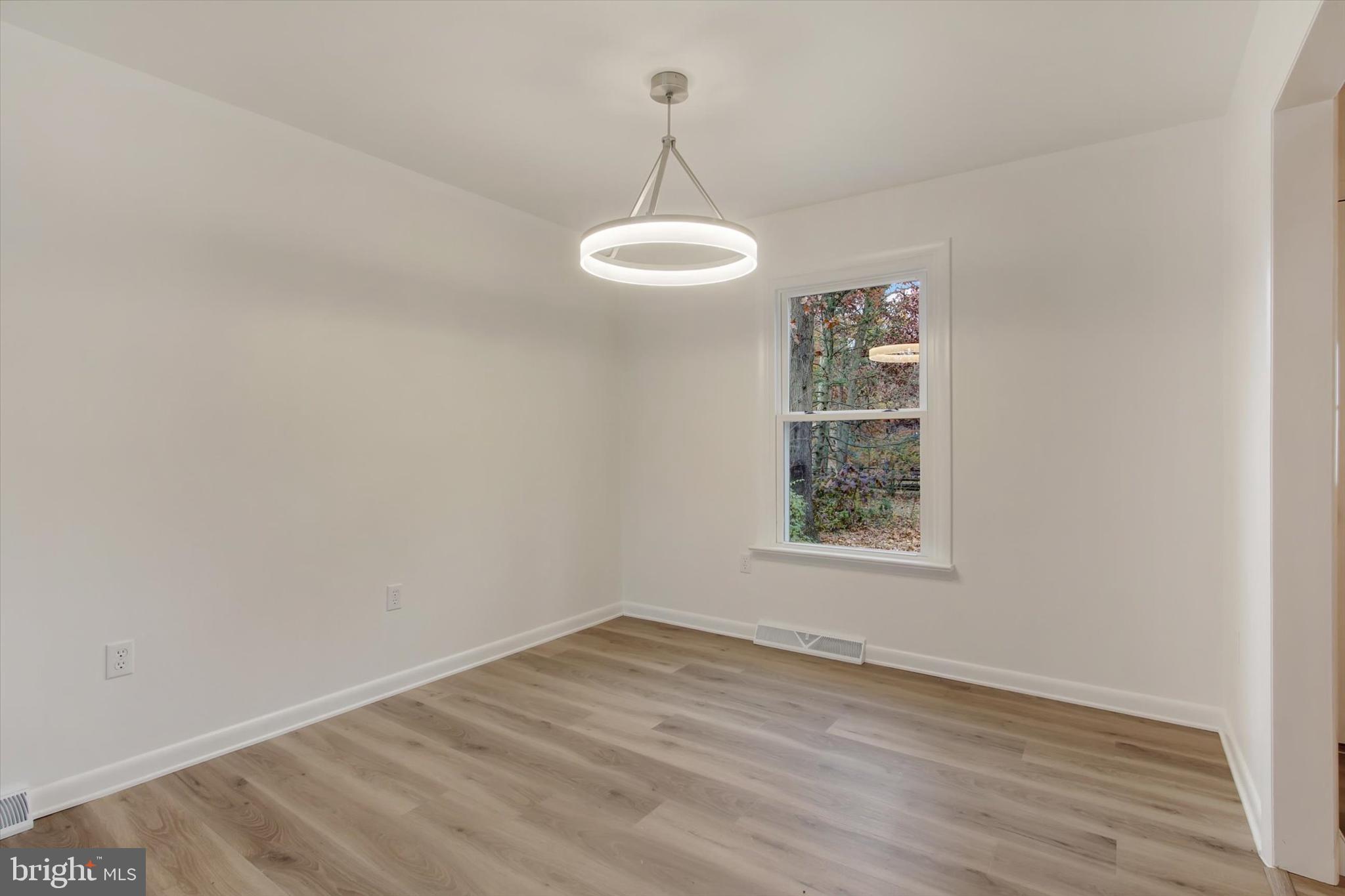 PENN NATIONAL ESTATES - Residential