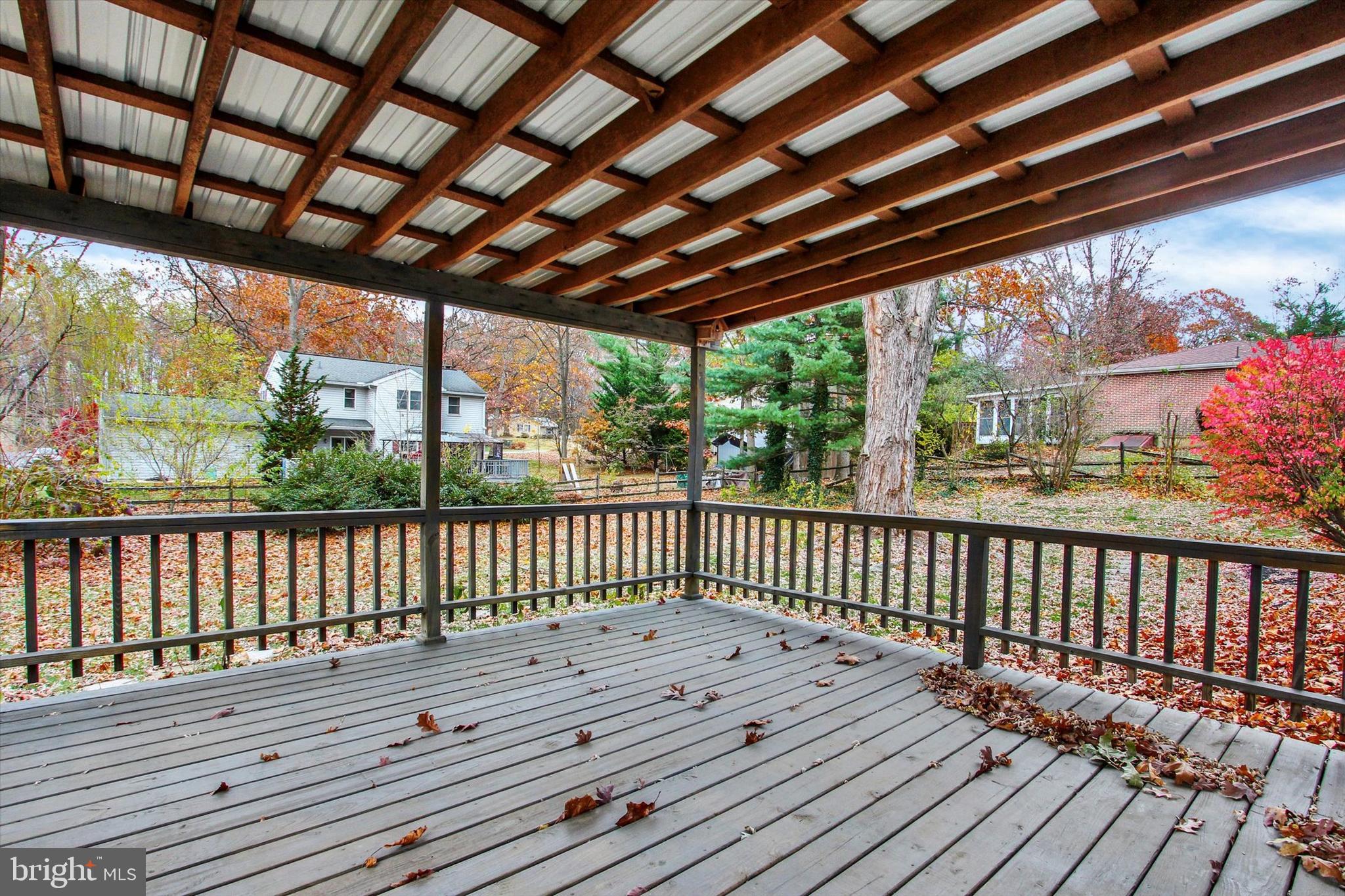 PENN NATIONAL ESTATES - Residential