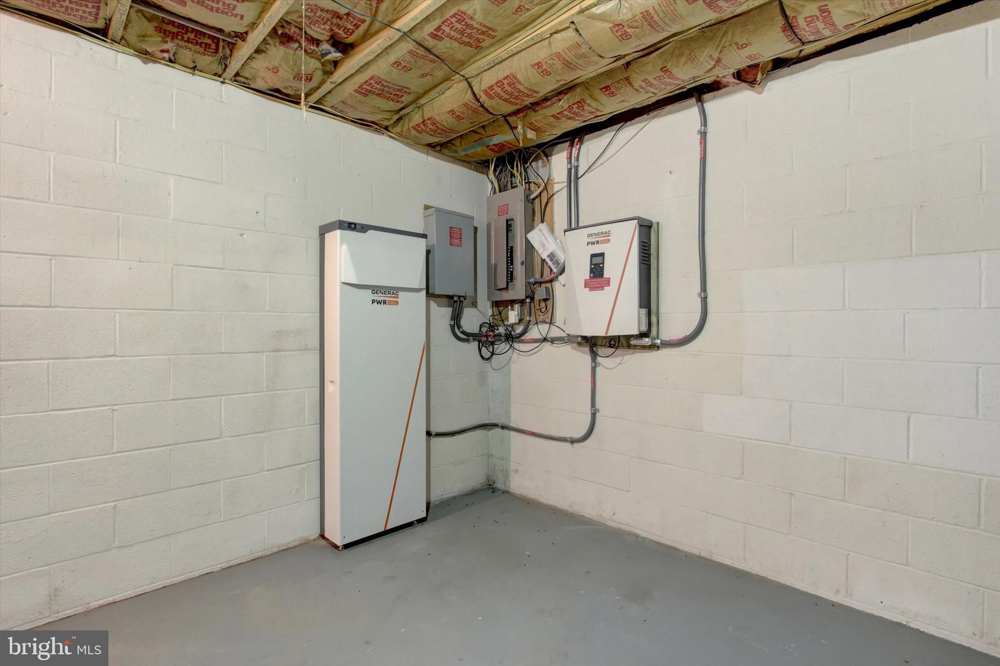 PENN NATIONAL ESTATES - Residential