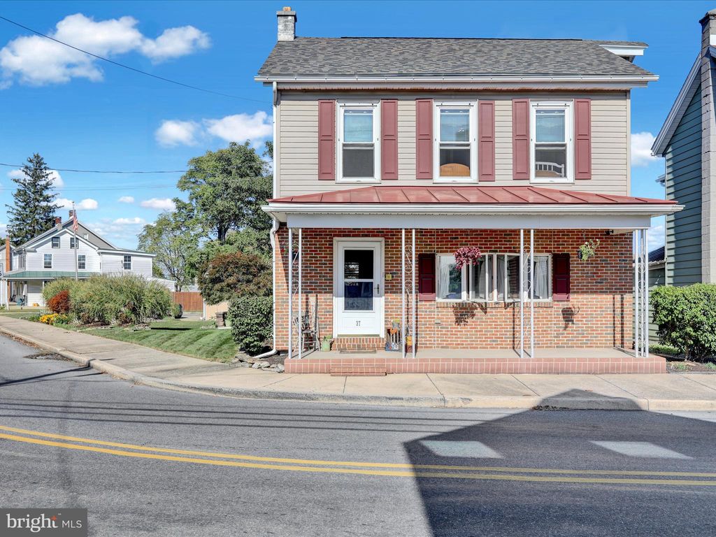 Photo of 37 W Main Street, RICHLAND, PA 17087 (MLS # PALN2023034)