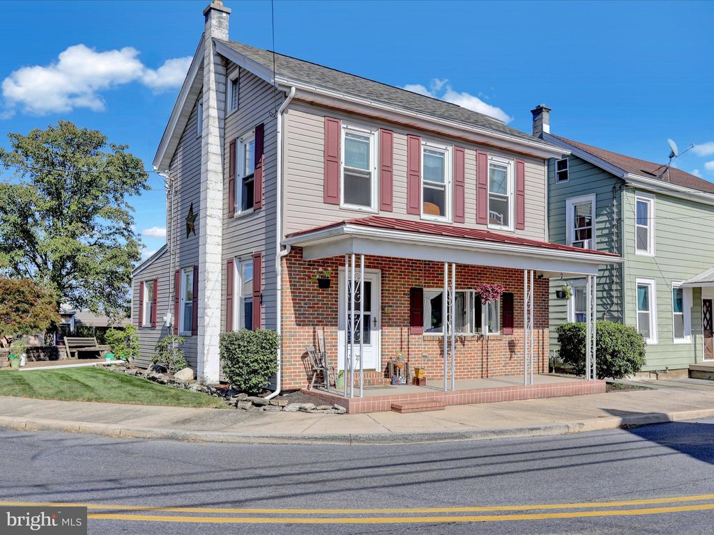 Photo of 37 W Main Street, RICHLAND, PA 17087 (MLS # PALN2023034)