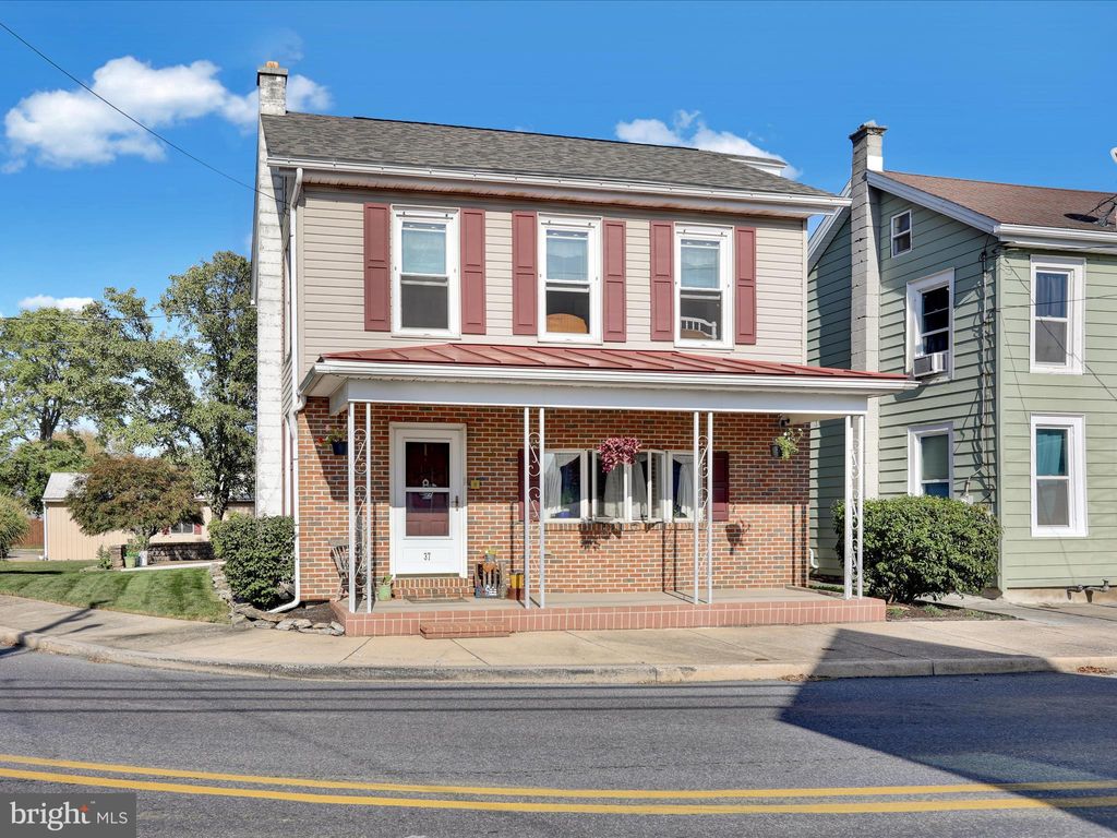 Photo of 37 W Main Street, RICHLAND, PA 17087 (MLS # PALN2023034)