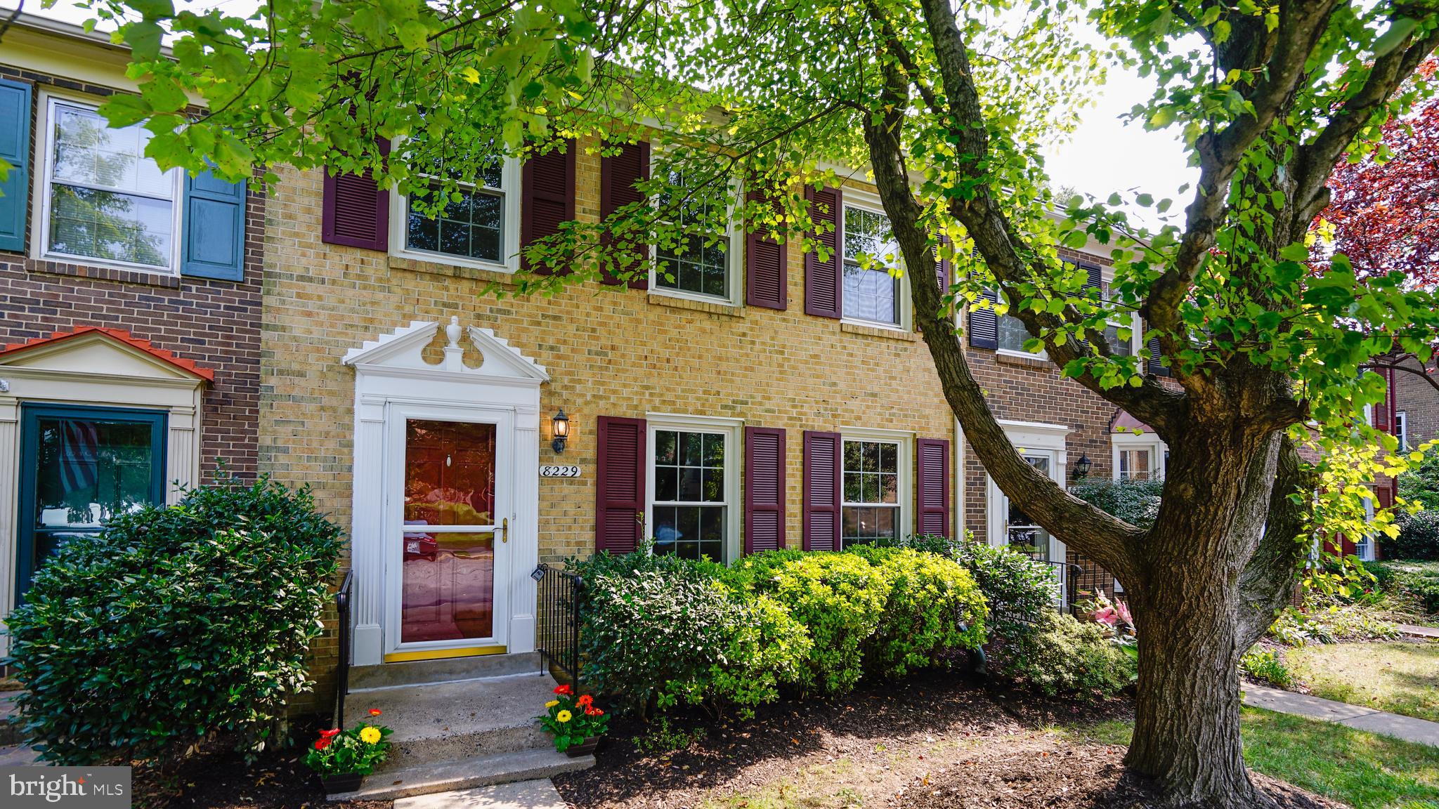 BRIARY FARMS TOWNHOMES - Residential