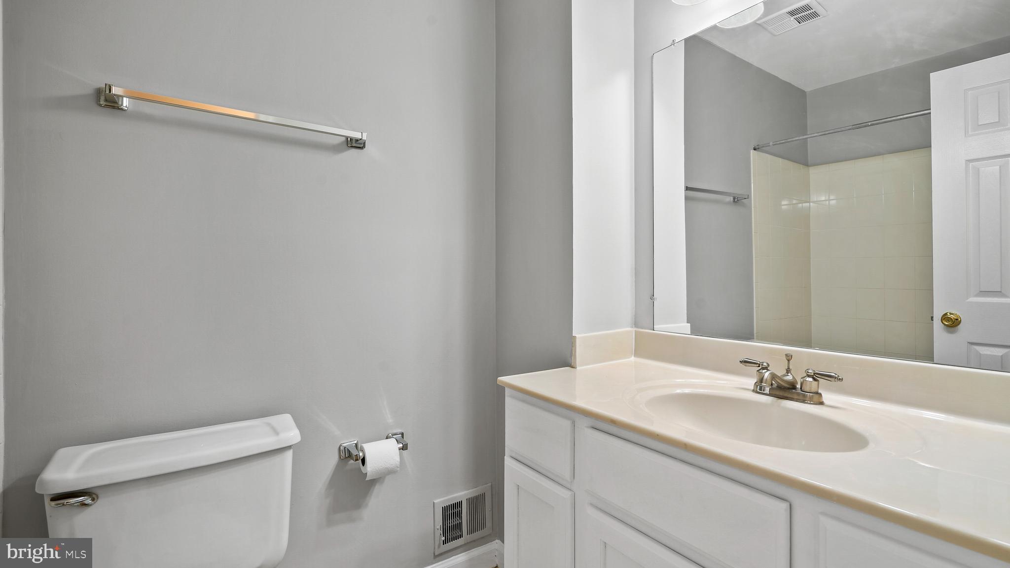 BRIARY FARMS TOWNHOMES - Residential